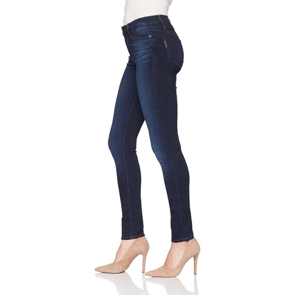 PAIGE | Transcend High Rise Leggy Ultra Jean - Picture 6 of 10